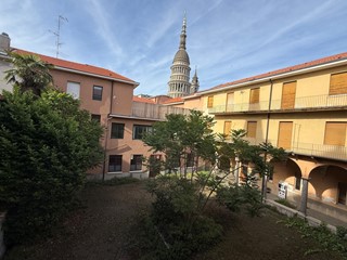 Appartamento in Vendita a Novara, 1'350'000&euro;, 1736 m²