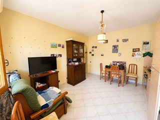 Trilocale in Vendita a Anzio, zona Villa Claudia, 125'000&euro;, 70 m², arredato