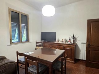 Trilocale in Vendita a Santa Croce sull'Arno, 92'000&euro;, 70 m²