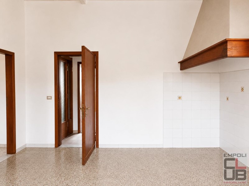 Quadrilocale in Vendita a Capraia e Limite, 139'000&euro;, 90 m²