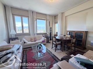 Appartamento in Vendita a Viareggio, 319'000&euro;, 111 m², arredato