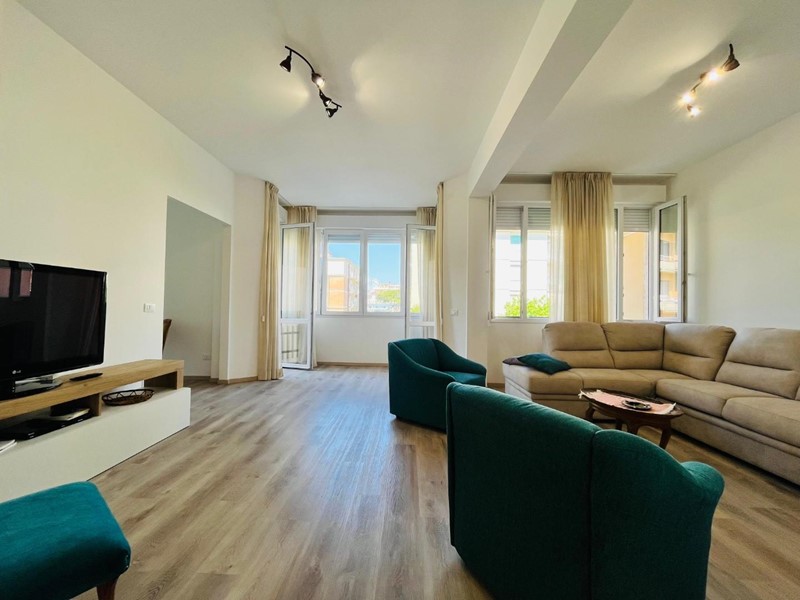 Appartamento in Vendita a Viareggio, 1'000'000&euro;, 160 m²