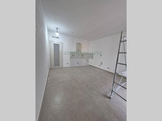 Trilocale in Affitto a Caserta, 700&euro;, 65 m²