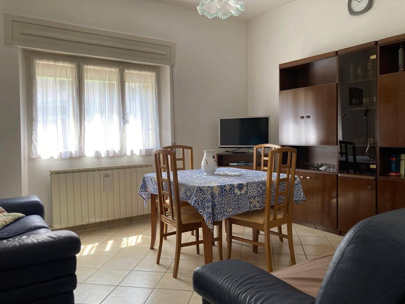 Trilocale in Vendita a Mantova, 98'000&euro;, 90 m²