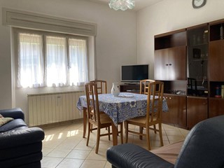 Trilocale in Vendita a Mantova, 98'000&euro;, 90 m²