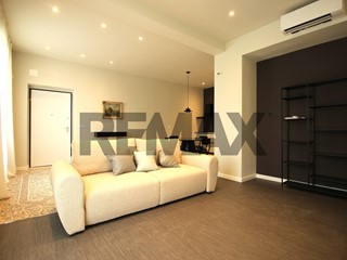 Trilocale in Affitto a Torino, 1'400&euro;, 72 m²