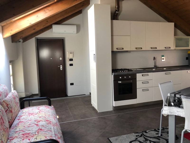 Attico in Affitto a Vinovo, 420&euro;, 40 m²