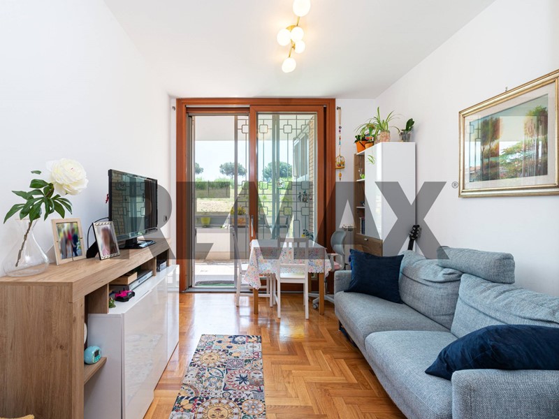 Trilocale in Vendita a Roma, 239'000&euro;, 70 m²