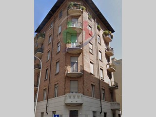 Trilocale in Vendita a Torino, 99'000&euro;, 65 m²