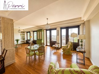 Appartamento in Vendita a Roma, 209 m²