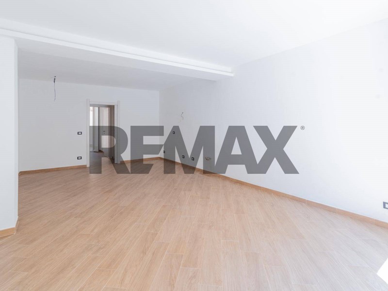 Trilocale in Vendita a Palermo, 107'000&euro;, 77 m²
