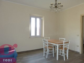 Appartamento in Affitto a Todi, 450&euro;, 70 m²