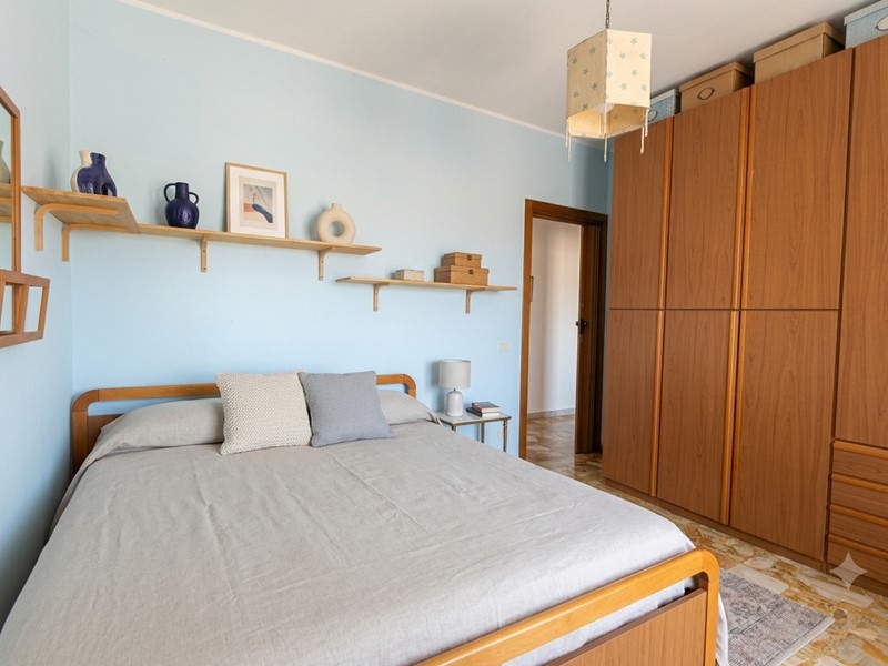 Trilocale in Vendita a Busto Arsizio, 115'000&euro;, 85 m², con Box