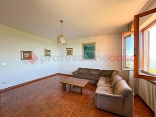 Appartamento in Vendita a Roverè Veronese, 195'000&euro;, 120 m², con Box