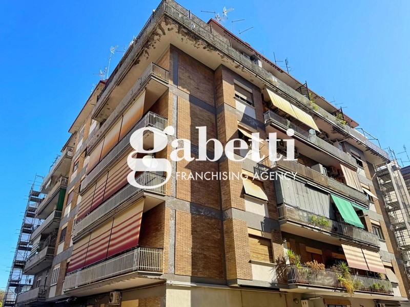 Monolocale in Vendita a Roma, 157'000&euro;, 45 m²