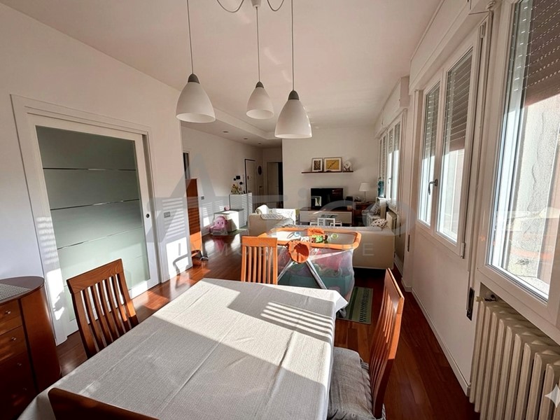 Appartamento in Vendita a Rovigo, zona Centro cittÃ, 129'000&euro;, 130 m²