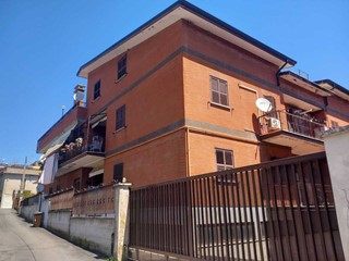Bilocale in Vendita a Tivoli, zona Arci, 117'000&euro;, 92 m²