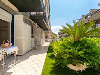Appartamento in Vendita a San Gregorio di Catania, 298'000&euro;, 143 m², arredato, con Box