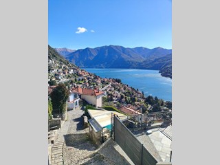Trilocale in Vendita a Moltrasio, 220'000&euro;, 45 m²