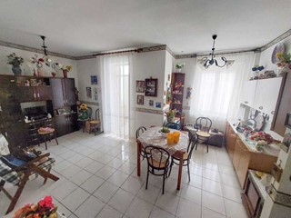Trilocale in Vendita a Modica, 32'000&euro;, 50 m², arredato