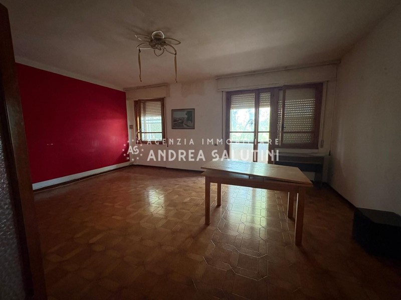 Appartamento in Vendita a Pontedera, 180'000&euro;, 110 m², arredato