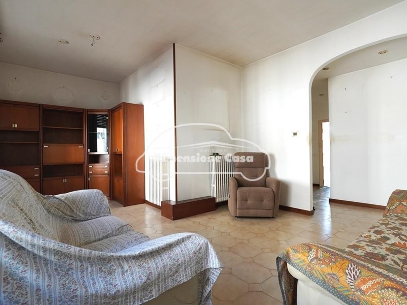 Quadrilocale in Vendita a Lucca, zona San Marco, 175'000&euro;, 80 m²