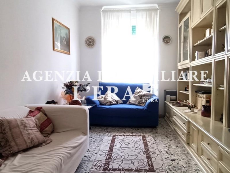 Appartamento in Vendita a Pontedera, 105'000&euro;, 75 m², arredato
