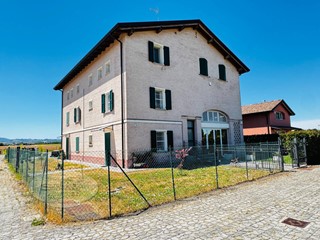 Quadrilocale in Vendita a Formigine, 495'000&euro;, 147 m²