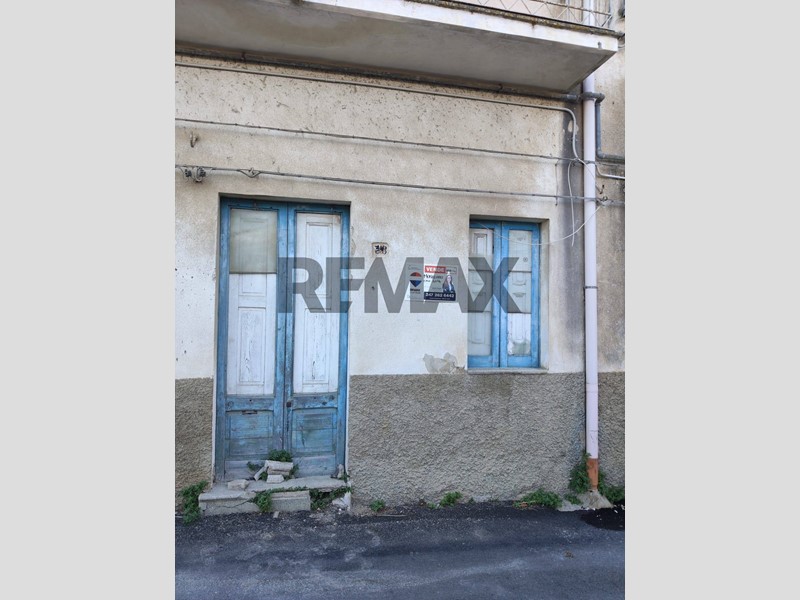 Bilocale in Vendita a San Michele di Ganzaria, 2'000&euro;, 59 m²