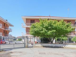 Quadrilocale in Vendita a Andezeno, 143'000&euro;, 114 m²