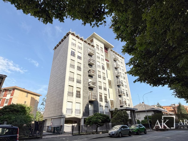 Trilocale in Vendita a Novara, 190'000&euro;, 120 m²