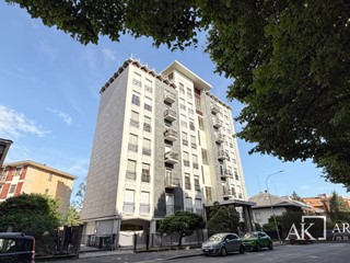 Trilocale in Vendita a Novara, 190'000&euro;, 120 m²