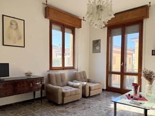 Quadrilocale in Vendita a Pesaro, 190'000&euro;, 137 m²