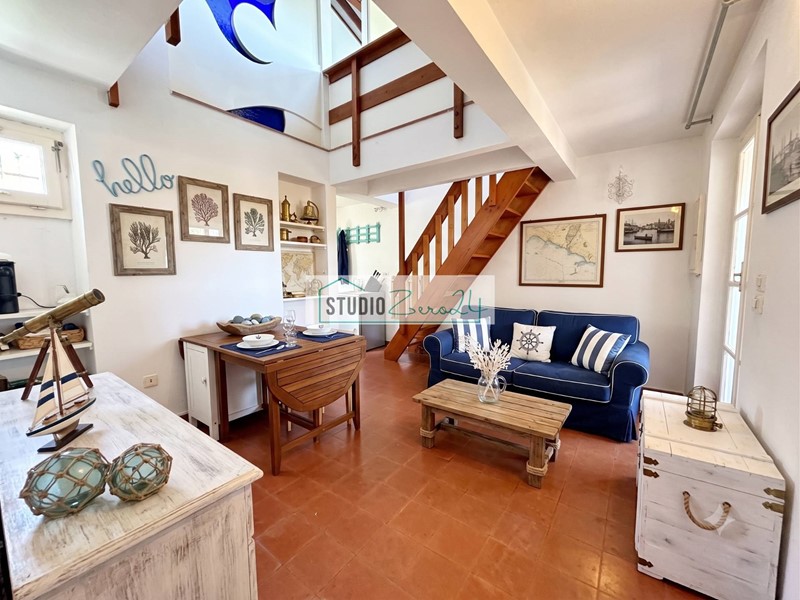 Appartamento in Vendita a Forte dei Marmi, 670'000&euro;, 85 m²