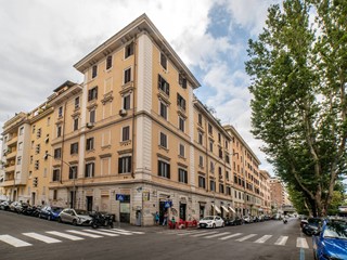 Trilocale in Vendita a Roma, 355'000&euro;, 61 m²
