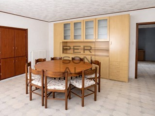 Appartamento in Vendita a Telve di Sopra, 87'000&euro;, 180 m²
