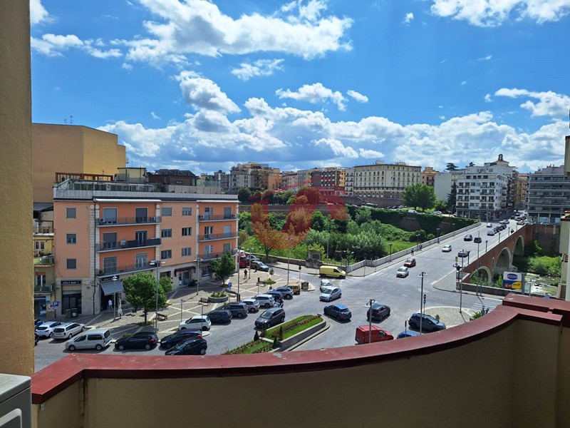 Appartamento in Vendita a Benevento, 328'000&euro;, 266 m²