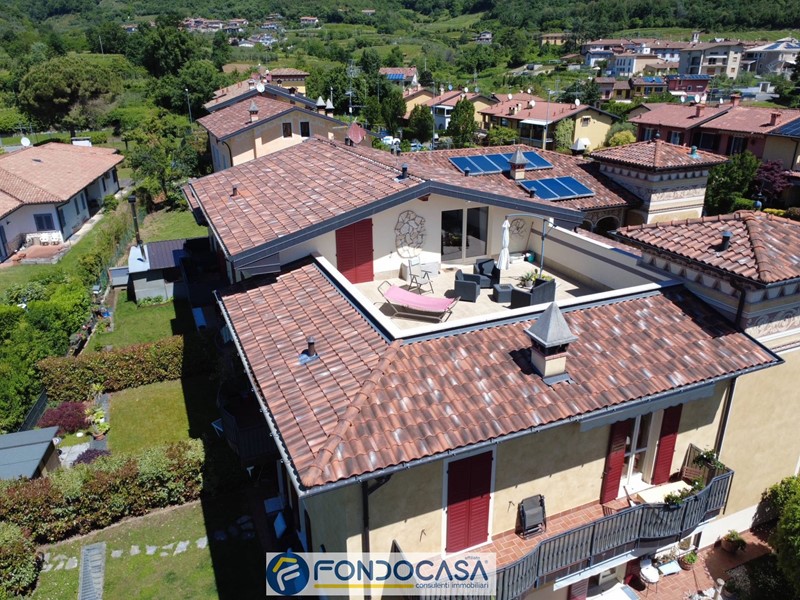 Attico in Vendita a Monticelli Brusati, 280'000&euro;, 125 m²