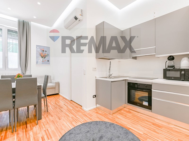 Trilocale in Vendita a Milano, 315'900&euro;, 78 m²
