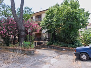 Trilocale in Vendita a Tremestieri Etneo, 48'000&euro;, 40 m²