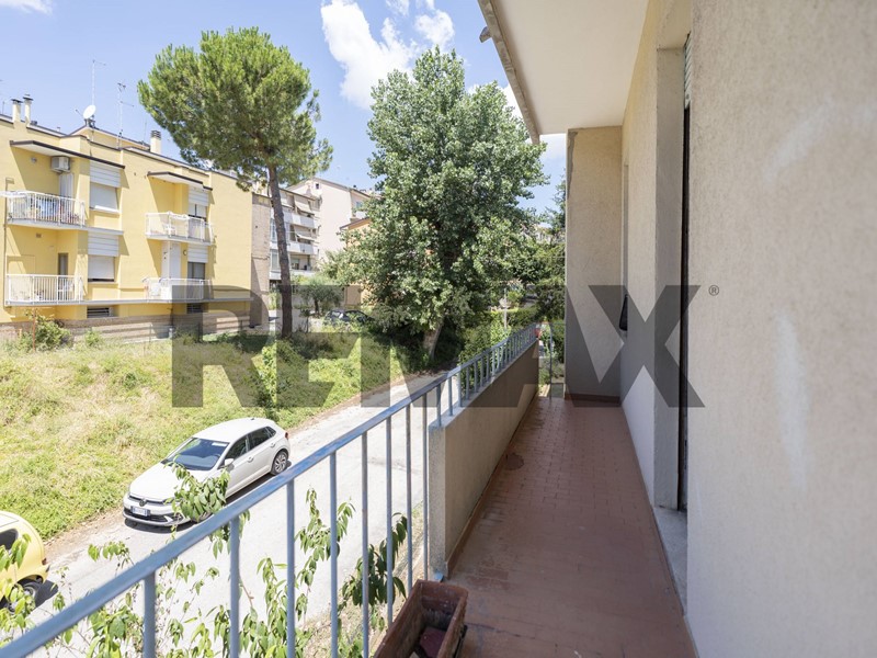 Quadrilocale in Vendita a Recanati, 100'000&euro;, 128 m²