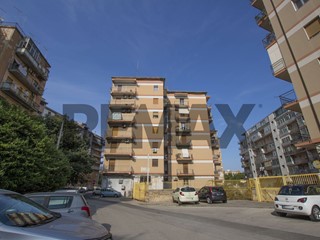 Appartamento in Vendita a Siracusa, 98'000&euro;, 127 m²