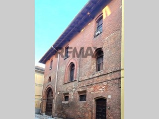 Trilocale in Vendita a Pavia, 469'000&euro;, 180 m²