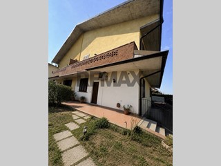 Quadrilocale in Vendita a Cura Carpignano, 189'000&euro;, 102 m²