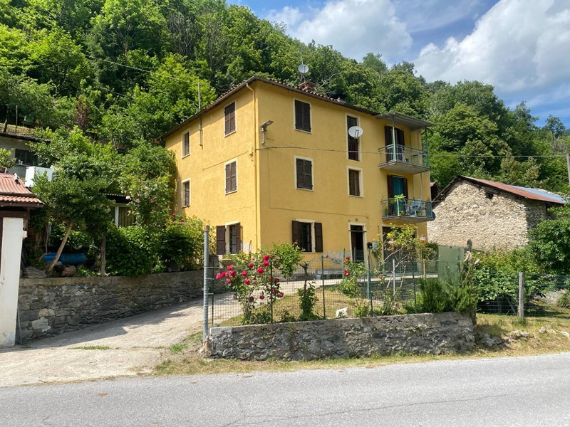 Trilocale in Vendita a Frabosa Soprana, 11'000&euro;, 90 m²
