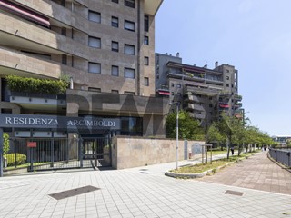 Bilocale in Vendita a Milano, 360'000&euro;, 72 m²