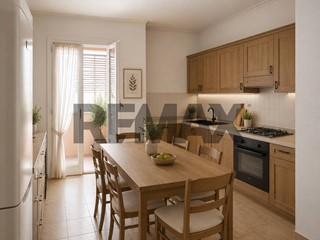 Trilocale in Vendita a Montevarchi, 89'000&euro;, 129 m²