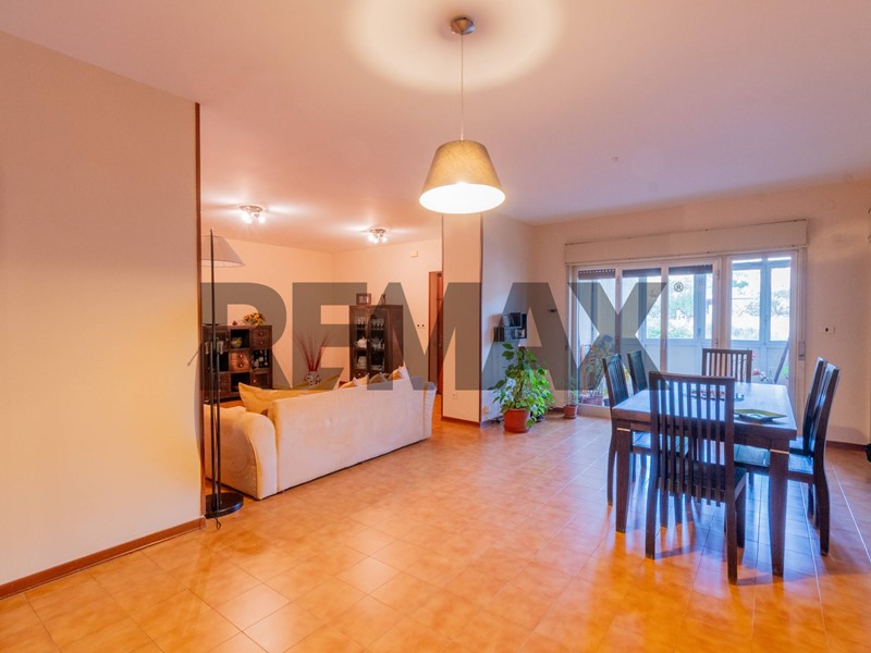 Appartamento in Vendita a Piana degli Albanesi, 69'000&euro;, 140 m²