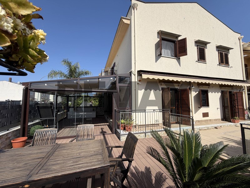 Appartamento in Vendita a Santa Flavia, 199'000&euro;, 102 m²