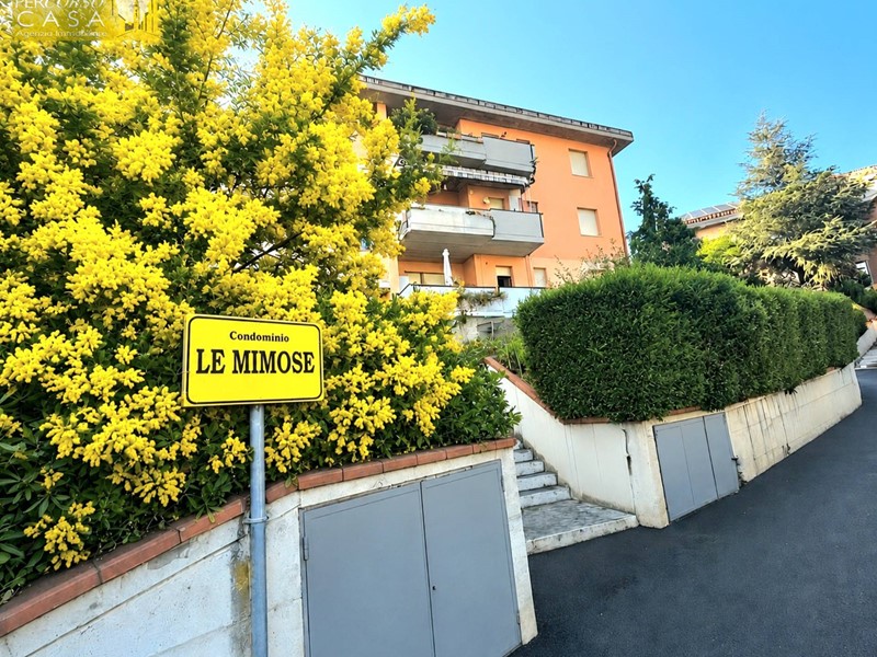 Quadrilocale in Vendita a Teramo, 119'000&euro;, 103 m²